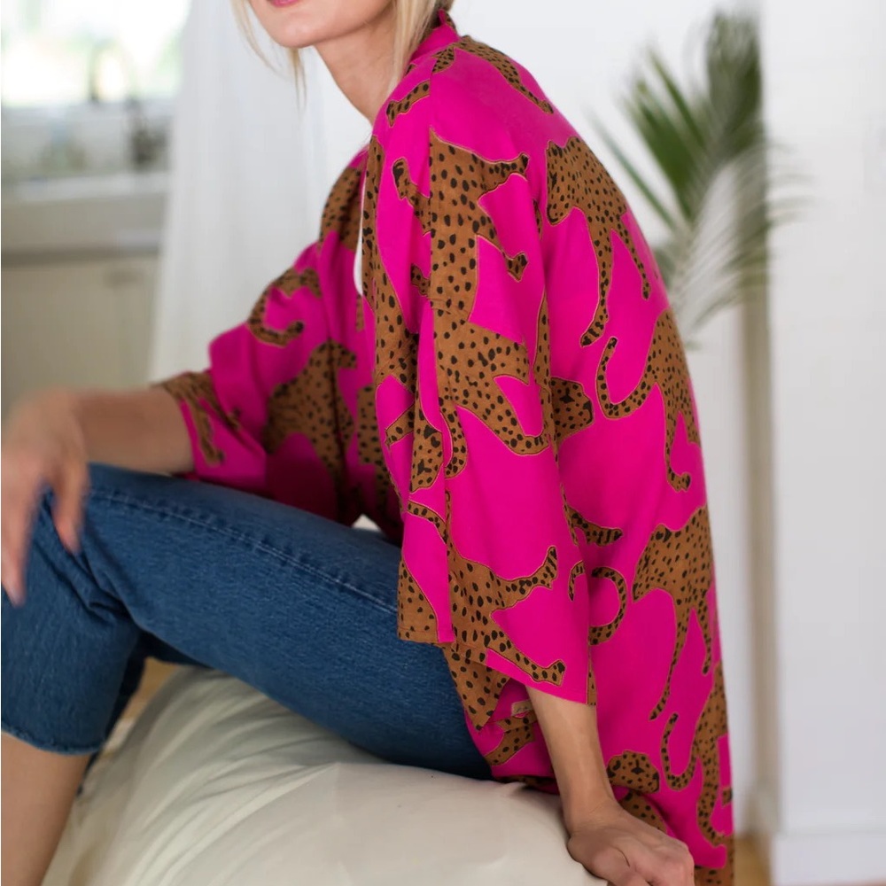 Emerson Fry FETE KIMONO - PINK YARROW CHEETAH